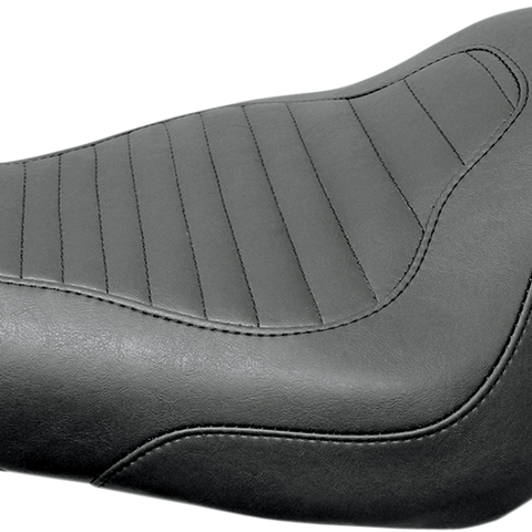 MUSTANG Tripper* Solo Seat - Tuck and Roll - XL 76954 - Team Dream Rides