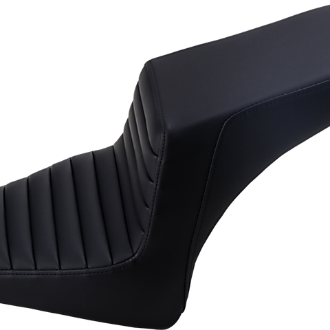 SADDLEMEN Step-Up Seat - Front Tuck-n'-Roll/Rear Smooth - Black - Scout Bobber I18-33-171 - Team Dream Rides