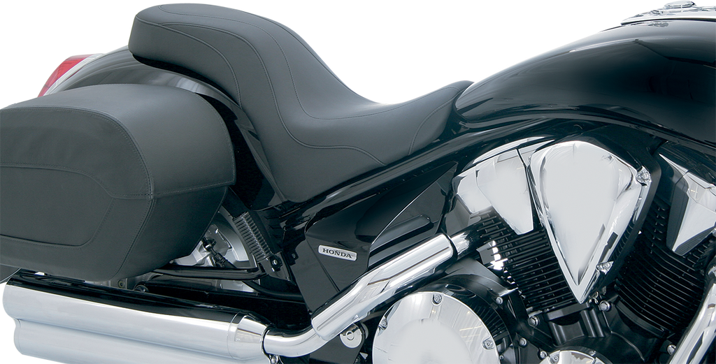 MUSTANG Day Tripper* Seat - Plain - VT1300C '10-'17 76642 - Team Dream Rides