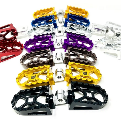 Boosted Brad DMR BEAR TRAP PEGS - Team Dream Rides