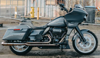 SP CONCEPTS 2017-2025 M8 BAGGER - Full Length Turnpike Works Edition - Team Dream Rides