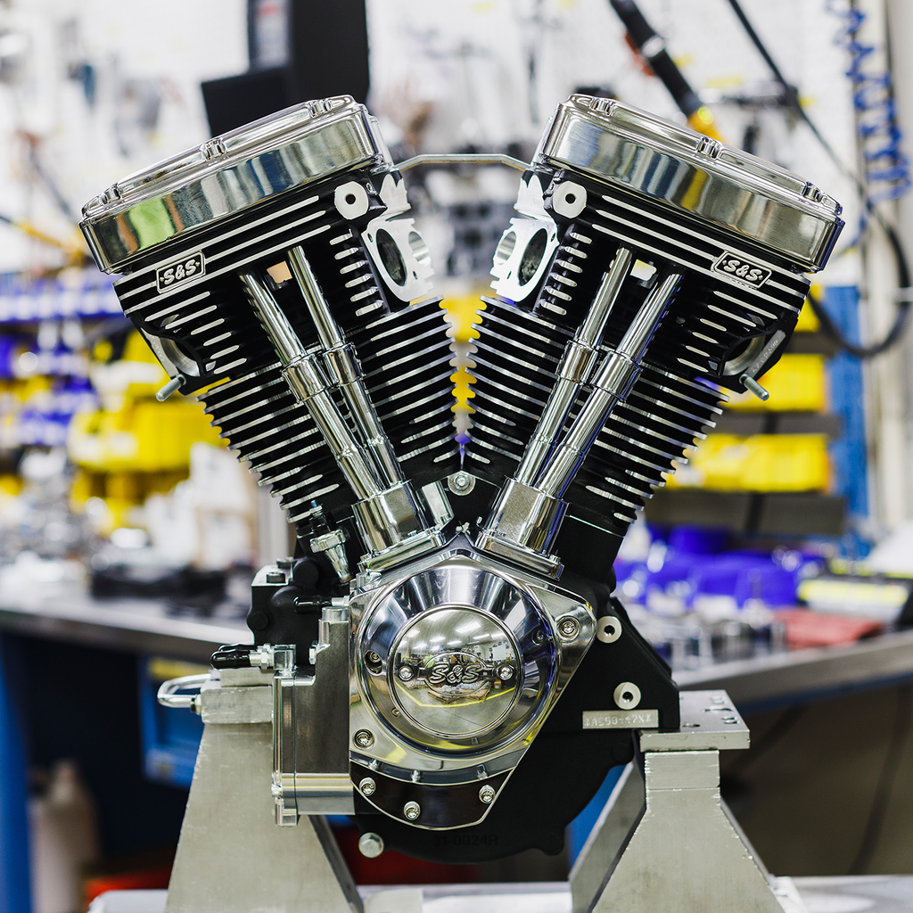 S&S Cycle V124 Long Block Engine, Chrome/Wrinkle Black, Big Twin Custom Chassis, Part 310-1159