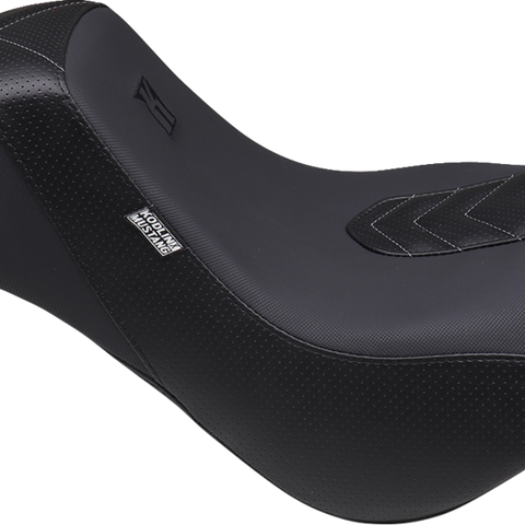 MUSTANG Signature Series Squareback* - Gripper Vinyl - Chevron - Gunmetal Stitch - Softail '18-'24 76323GM - Team Dream Rides