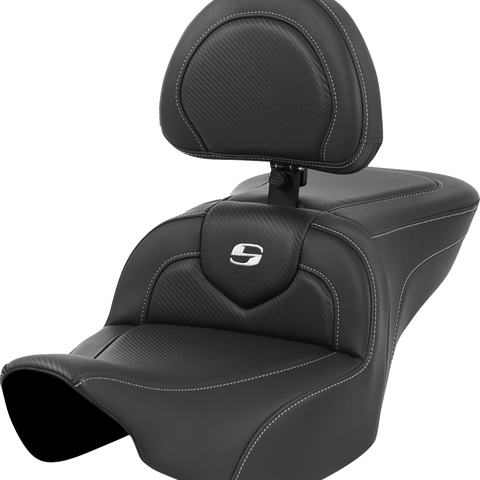 SADDLEMEN Roadsofa* Seat - Carbon Fiber - Silver Stitch/Silver Logo - with Backrest - FL '23-'24 823-07-185BR - Team Dream Rides
