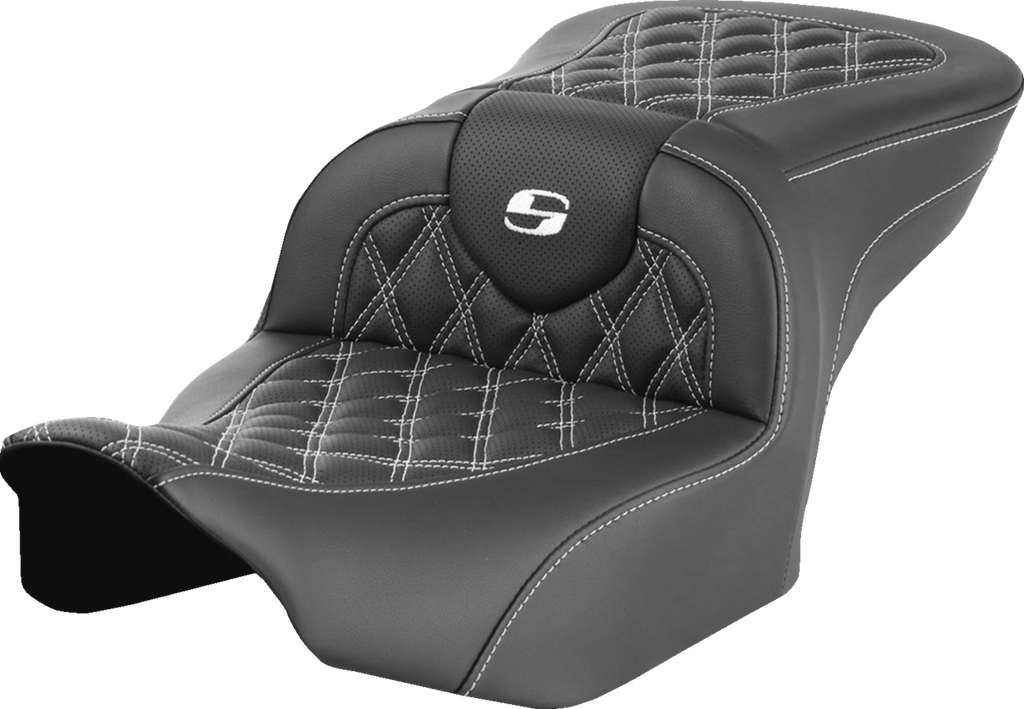SADDLEMEN RoadSofa™ Seat for FLTR/FLHX 2023-2024 with Lattice Stitch and White Stitch - Part 823-07-18206