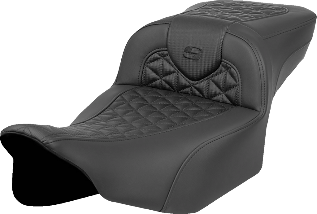 SADDLEMEN RoadSofa™ Tri Gripper Seat - Extended Reach for FLH/FLT 2023-2024 | Part 823-07-21100