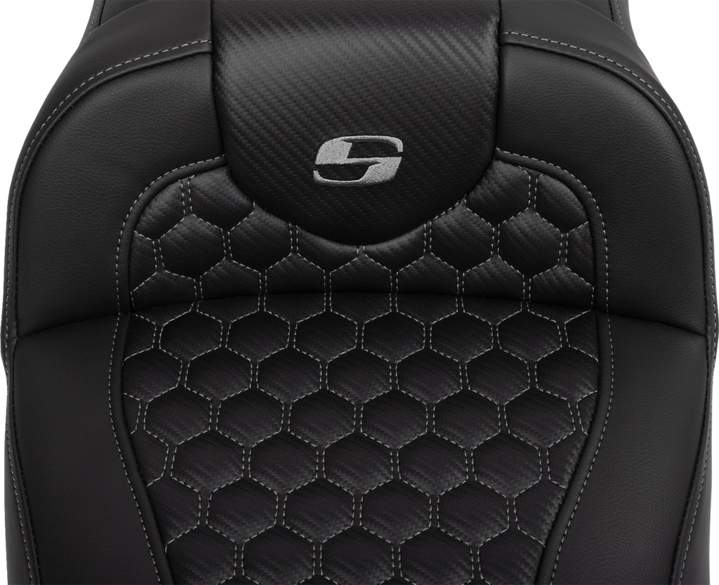 SADDLEMEN Roadsofa* Extended Reach Seat - with Backrest - Honeycomb - Dark Gray Stitch - FLTR/FLHX '23-'24 823-07-190B2 - Team Dream Rides