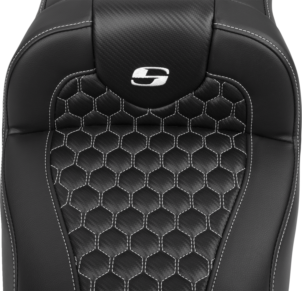 SADDLEMEN Roadsofa* Extended Reach Seat - with Backrest - Honeycomb - White Stitch - FLTR/FLHX '23-'24 823-07-190B6 - Team Dream Rides