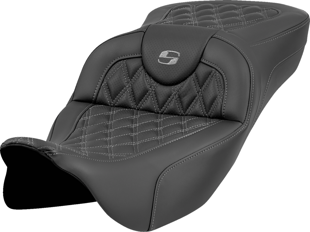 SADDLEMEN Roadsofa™ Extended Reach Seat for Harley FL '08-'23 – Gray Stitch, Lattice Design, without Backrest, Part 808-07B-18402