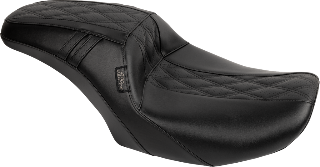 LE PERA Outcast Seat LV-987GT2 for FLH/FLT '23-'25 - Comfortable and Durable Motorcycle Seat