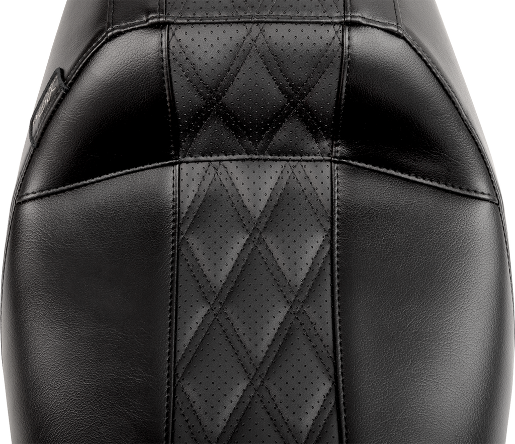 LE PERA Outcast Seat LV-987GT2 for FLH/FLT '23-'25 - Comfortable and Durable Motorcycle Seat