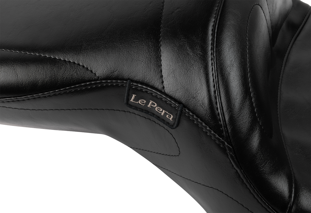 LE PERA Maverick Seat with Backrest for FLH/FLT 2023-2025 – Black, Part LV-957BR