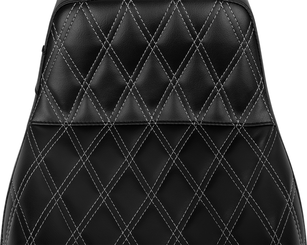 LE PERA Tailwhip Seat for FLH/FLT 2023-2025 by LE PERA - Bright Gray Double Diamond Stitch (Part LV-587DD-GY01)