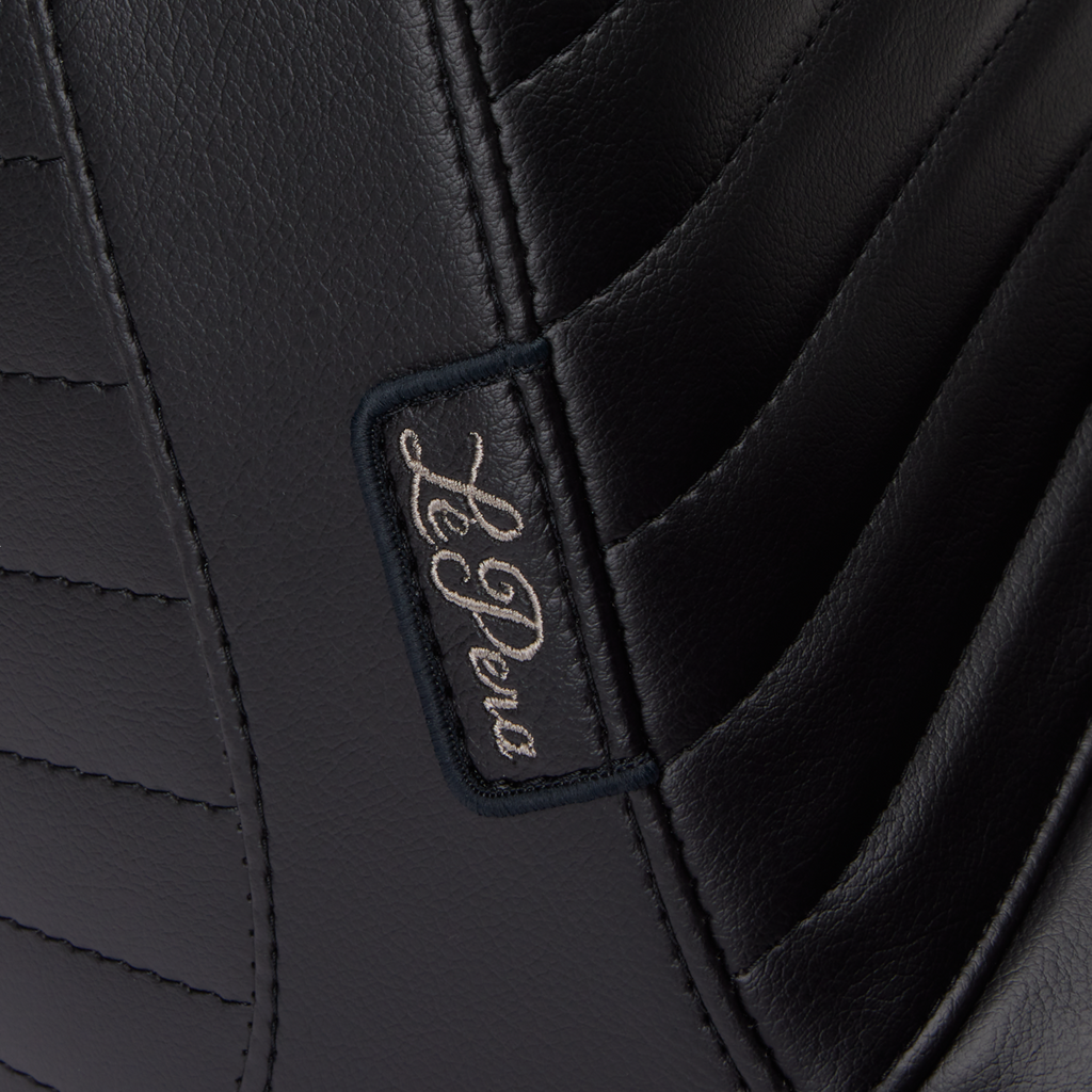 LE PERA Tailwhip Up Front Seat - Pleated - FLT/FLH '23-'24 LVU-587PT