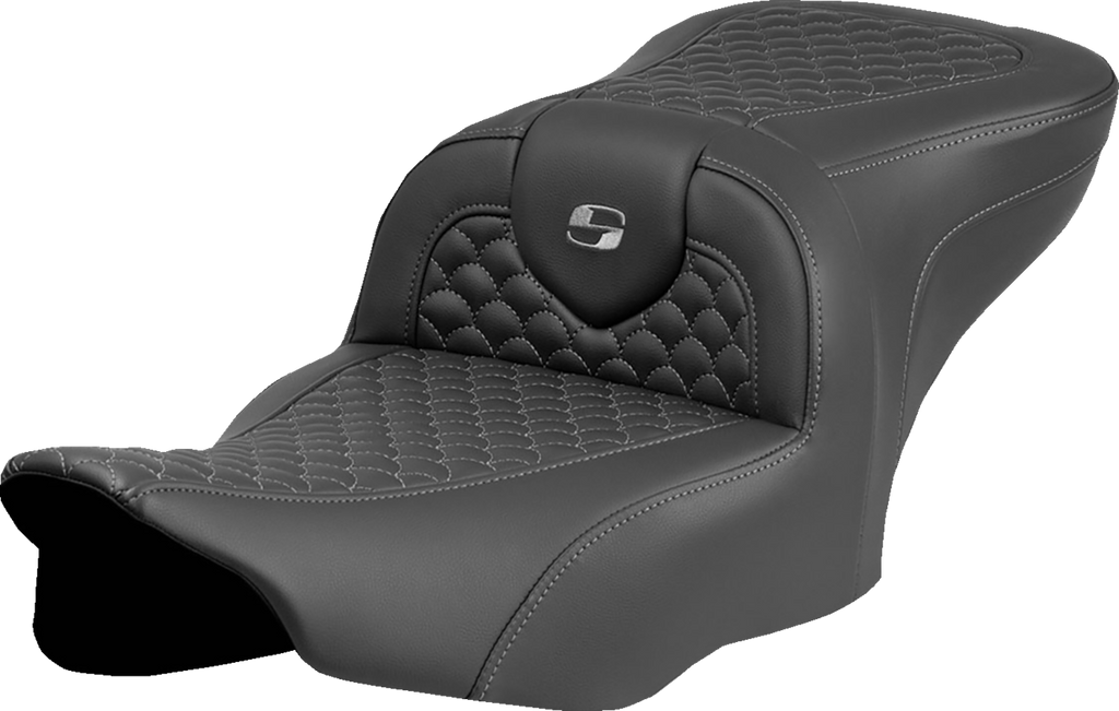SADDLEMEN Roadsofa™ Seat with Dragon Scale Stitch for FLTR/FLHX 2023-2024 - Dark Gray Stitch, Part 823-07-20802