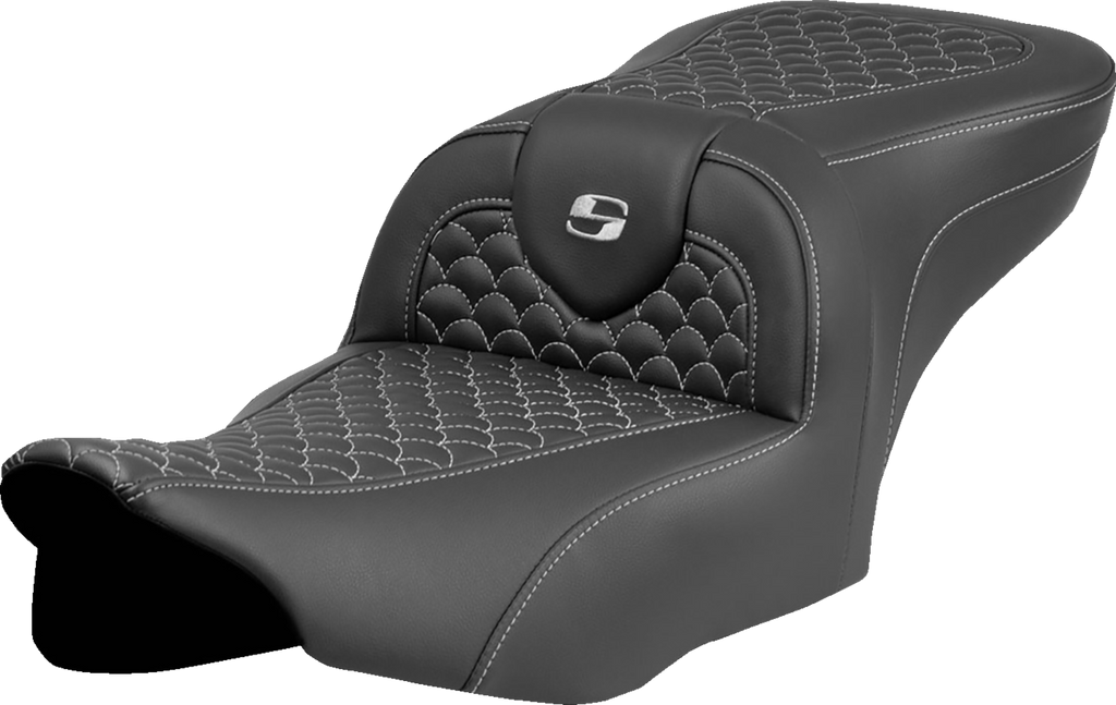 SADDLEMEN Roadsofa* Seat - Dragon Scale Stitch - Silver Stitch - w/o Backrest - FLTR/FLHX '23-'24 823-07-20805