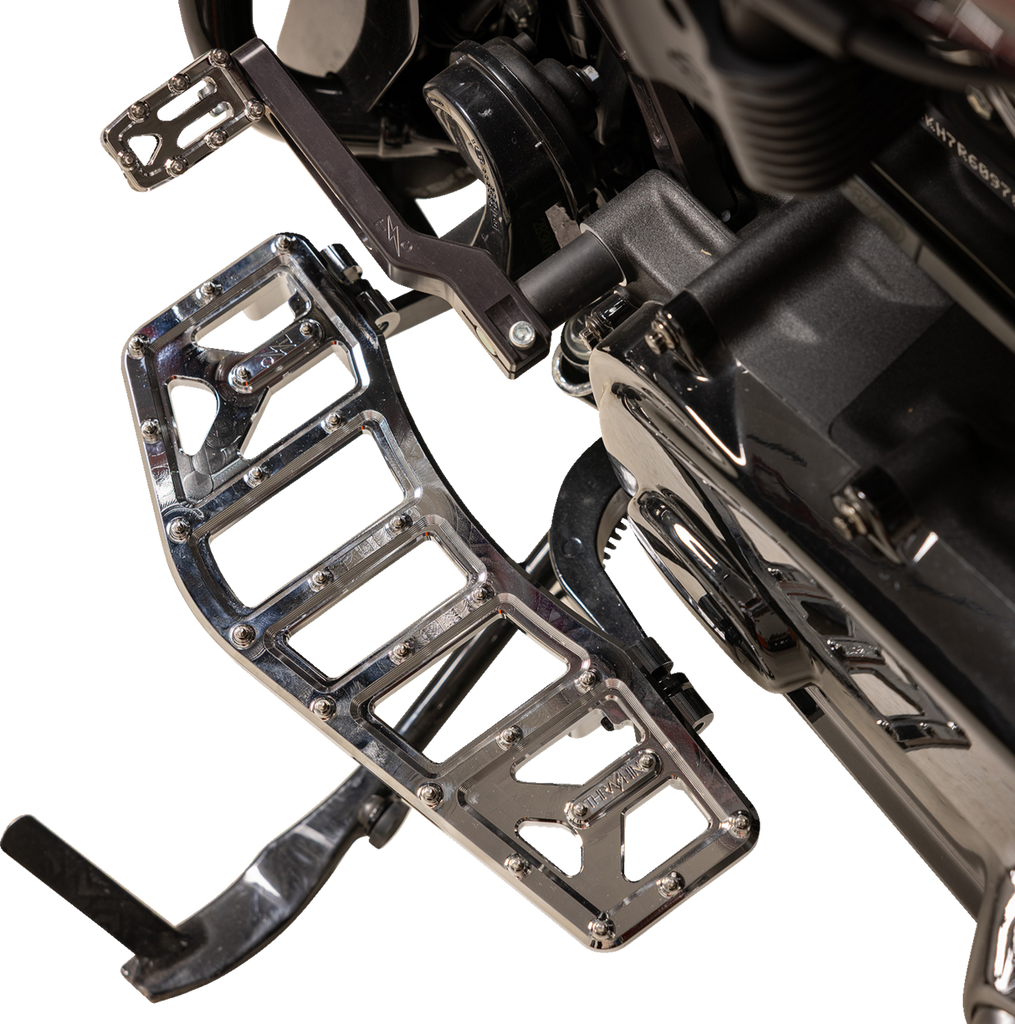 THRASHIN SUPPLY CO. Aggressor Floorboards - Chrome TSC-2219-3