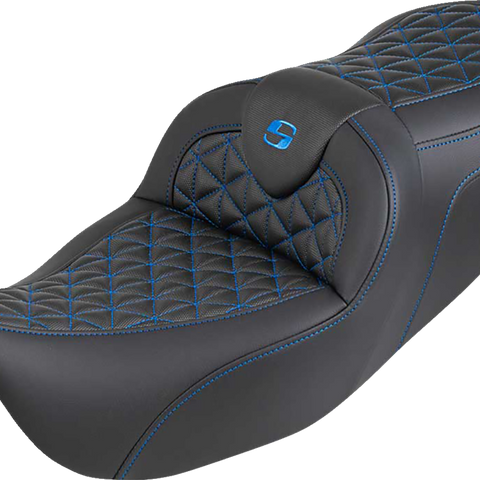SADDLEMEN RoadSofa™ Tri Gripper Seat for FLH/FLT '08-'25 - Standard Reach, Blue Stitch, No Backrest