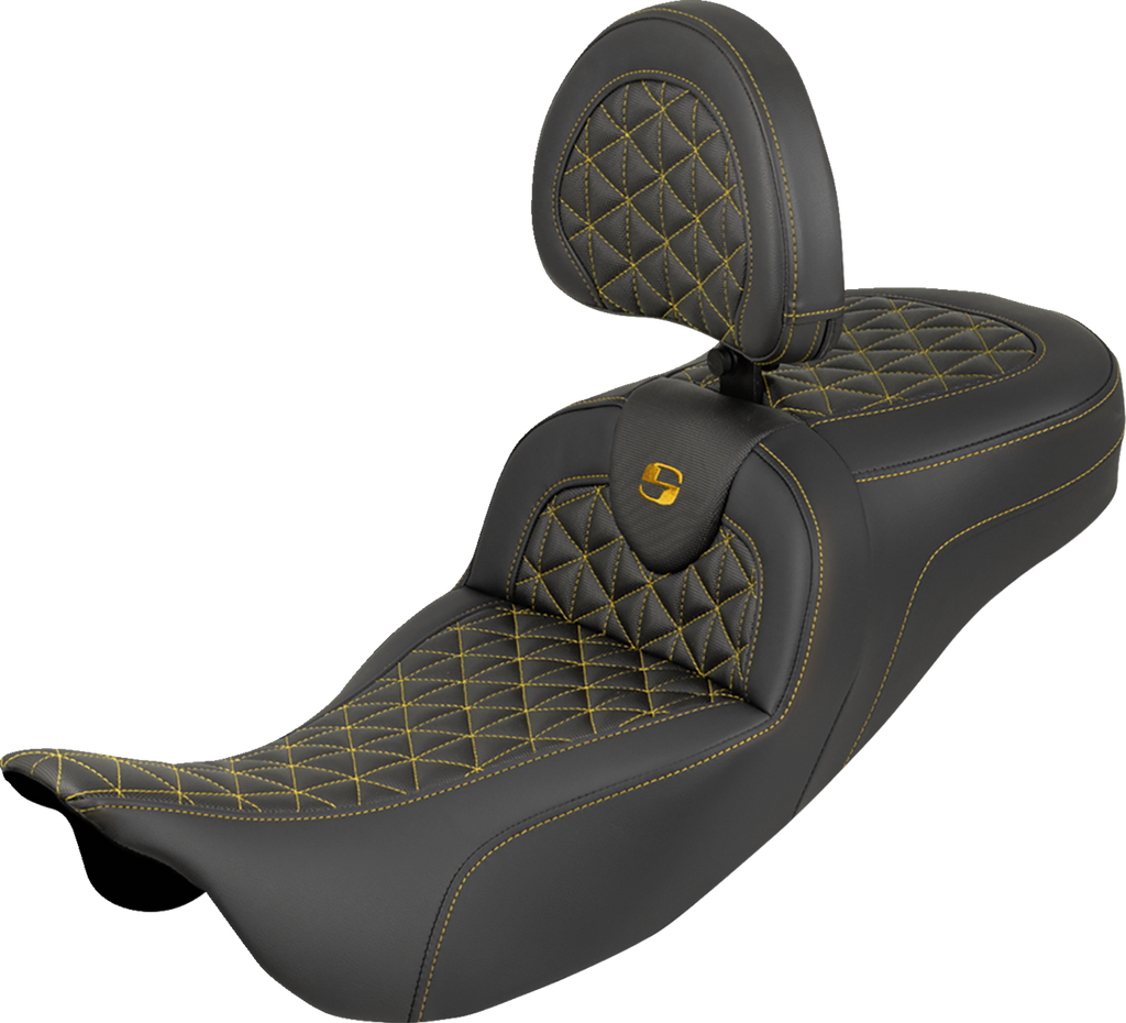 SADDLEMEN RoadSofa™ Tri Gripper Seat with Backrest for FLH/FLT 2008-2025 – Standard Reach, Gold Stitch, Model 808-07B-211B7