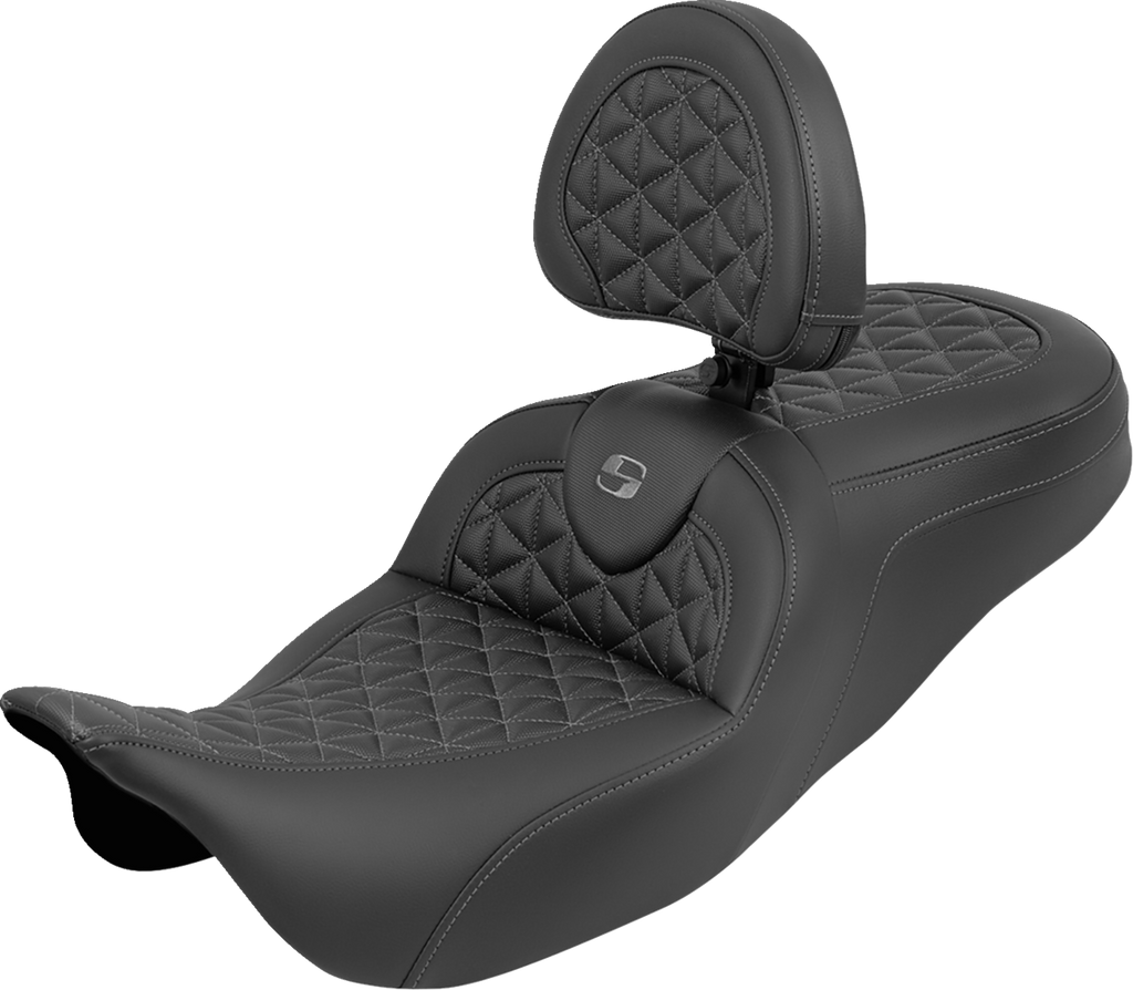 SADDLEMEN RoadSofa™ Tri Gripper Seat with Backrest for FLH/FLT (2008-2025) – Standard Reach, Gray Stitch, Part 808-07B-210B2