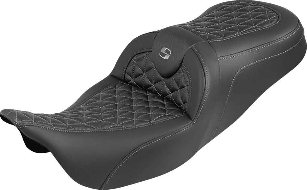 SADDLEMEN RoadSofa™ Tri Gripper Seat for FLH/FLT 2008-2025 – Standard Reach, Gray Stitch, Without Backrest