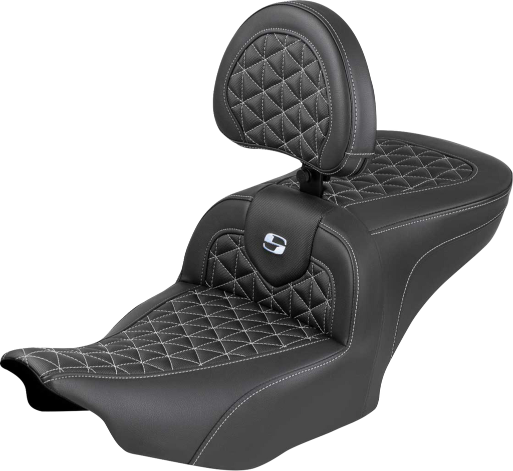 SADDLEMEN Roadsofa™ Seat with Backrest for FLH/FLT 2023-2025 – Silver Stitch, Part #823-07-210B5