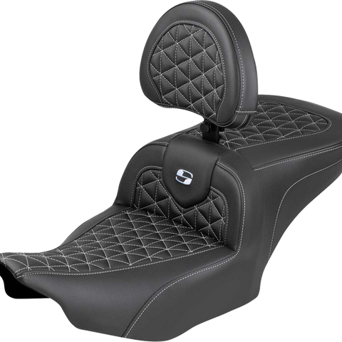 SADDLEMEN Roadsofa™ Seat with Backrest for FLH/FLT 2023-2025 – Silver Stitch, Part #823-07-210B5