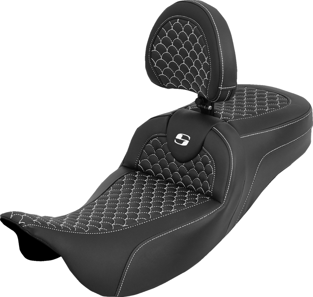 SADDLEMEN Extended Reach RoadSofa™ Seat with Backrest – Dragon Scale Pattern, White Stitch – Touring Models 2008-2025 (Part #808-07B-209B6)