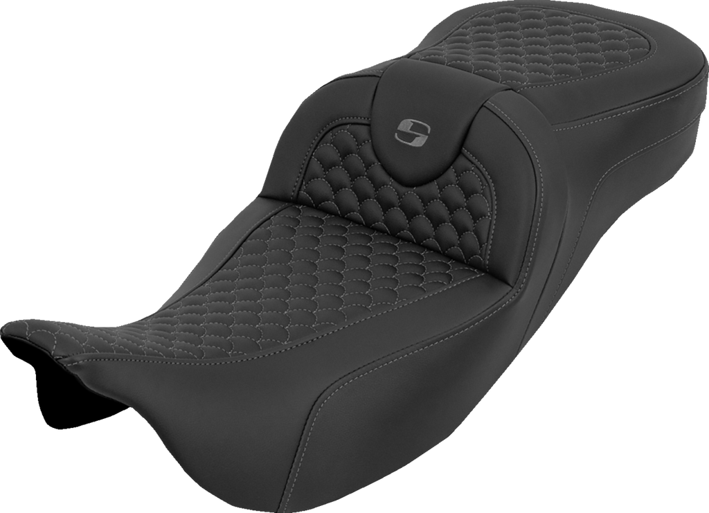 SADDLEMEN Extended Reach RoadSofa™ Seat for FLH/FLT '08-'25 - Dragon Scale Gray Stitch, Part 808-07B-20902