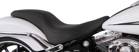 MUSTANG Seat - Tripper* Fastback - Stitched - Black - FXSB 76780 - Team Dream Rides