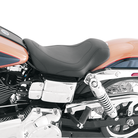 MUSTANG Tripper* Solo Seat - Tuck and Roll - Dyna 76580 - Team Dream Rides