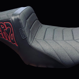 LE PERA Tailwhip Seat 2024-UP Touring Track Pleat with Gripper OG Red Side Panels