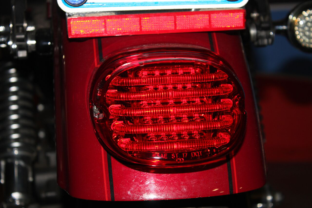 CUSTOM DYNAMICS Taillight - without License Plate Illumination Window - Red ProBEAM® Low-Profile LED Taillight Kit — with No Tag Light - Team Dream Rides