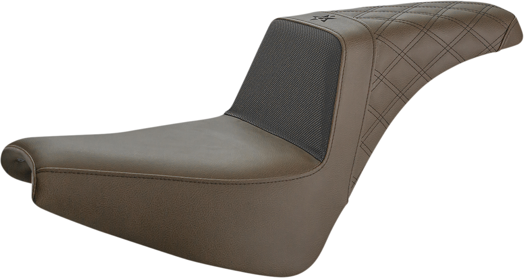 SADDLEMEN Unknown Industries Seat - Front Carbon Fiber/Black Gripper Lumbar/Rear Lattice Stitch - FX '18-'23 UN18-30-173BR - Team Dream Rides