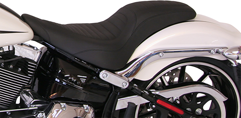 MUSTANG Tripper Fastback Seat- Ribbed - FXSB Tripper™ Fastback 2-Up Seat - Team Dream Rides