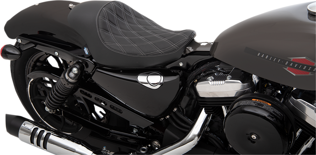 DRAG SPECIALTIES SEATS 3/4 Solo Seat - Double Diamond - Silver Stitch - Vinyl 3/4 Low Solo Seat — Double Diamond - Team Dream Rides
