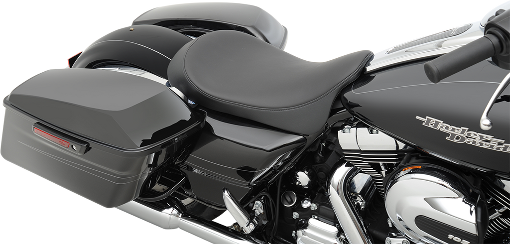 DRAG SPECIALTIES SEATS Low Solo Seat - Smooth - FL '08-'19 Low-Profile Solo Seat - Team Dream Rides