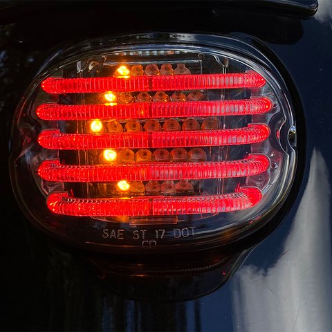 CUSTOM DYNAMICS Taillight/Turn Signal -  Top Window - Smoke Lens ProBEAM® Integrated Low Profile LED Taillights with Auxiliary Turn Signals - Team Dream Rides